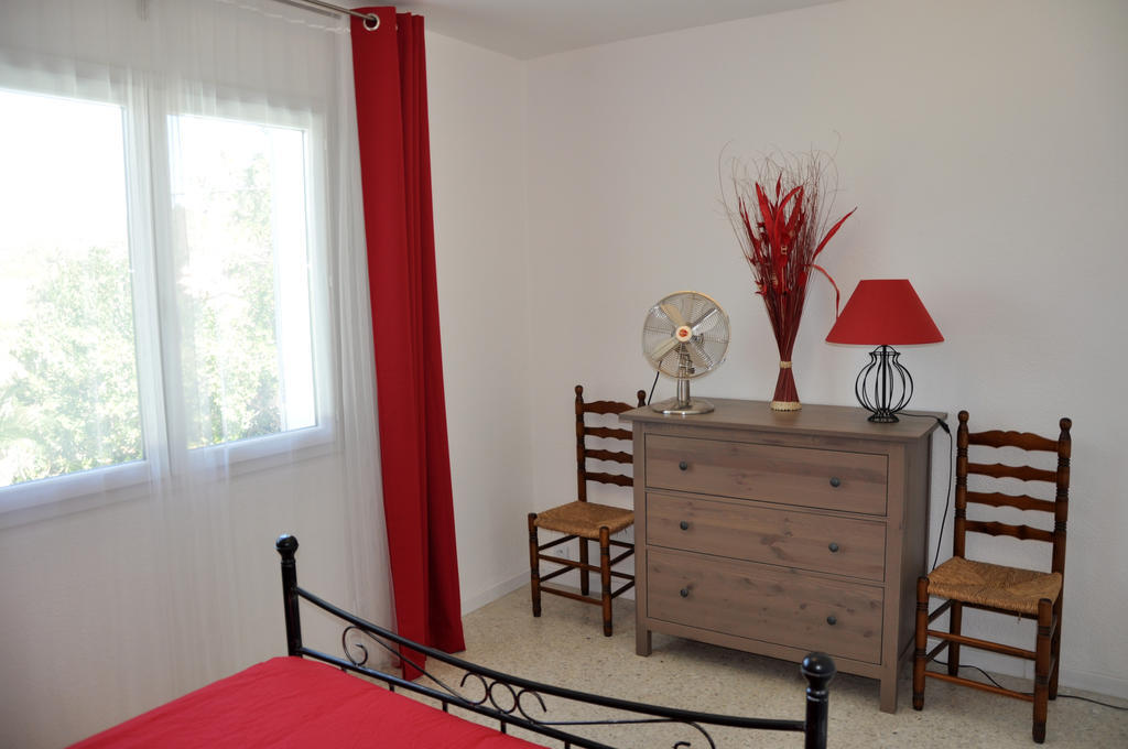 Appartement Dans Villa St Raphael Saint-Raphael  Bilik gambar